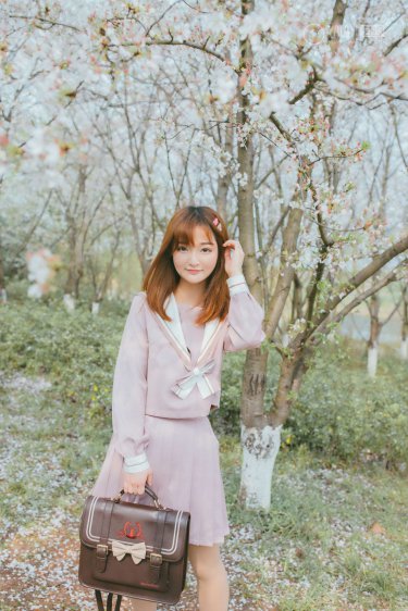 小师妹她又凶又靓